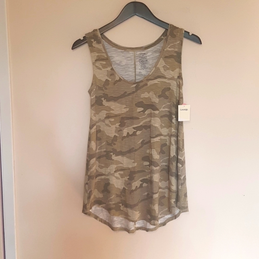 NWT  George casual fit camo tank top Size S